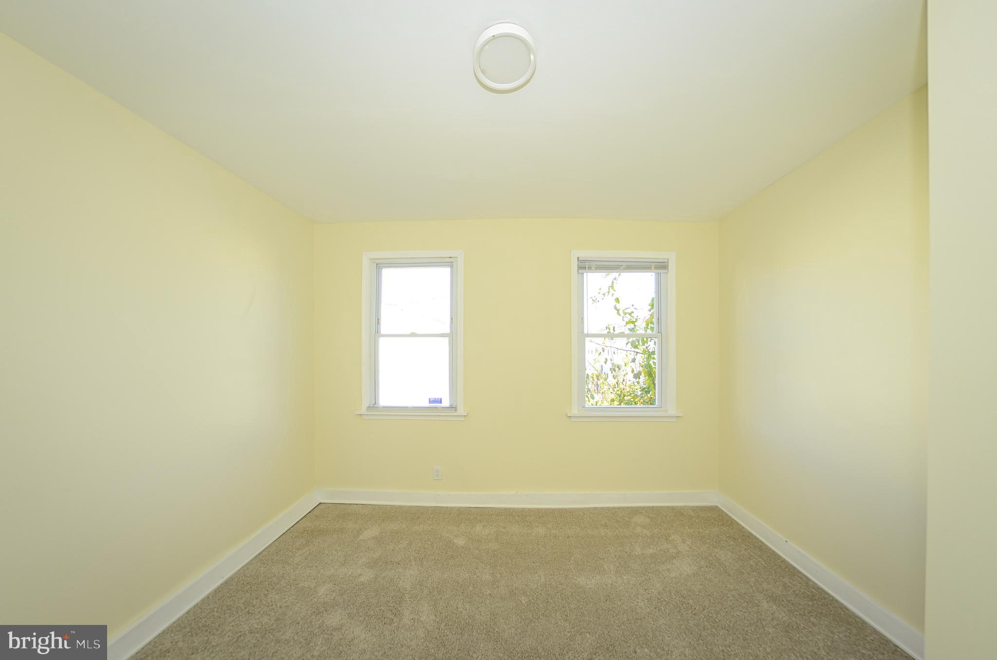 SANDTOWN-WINCHESTER - Residential