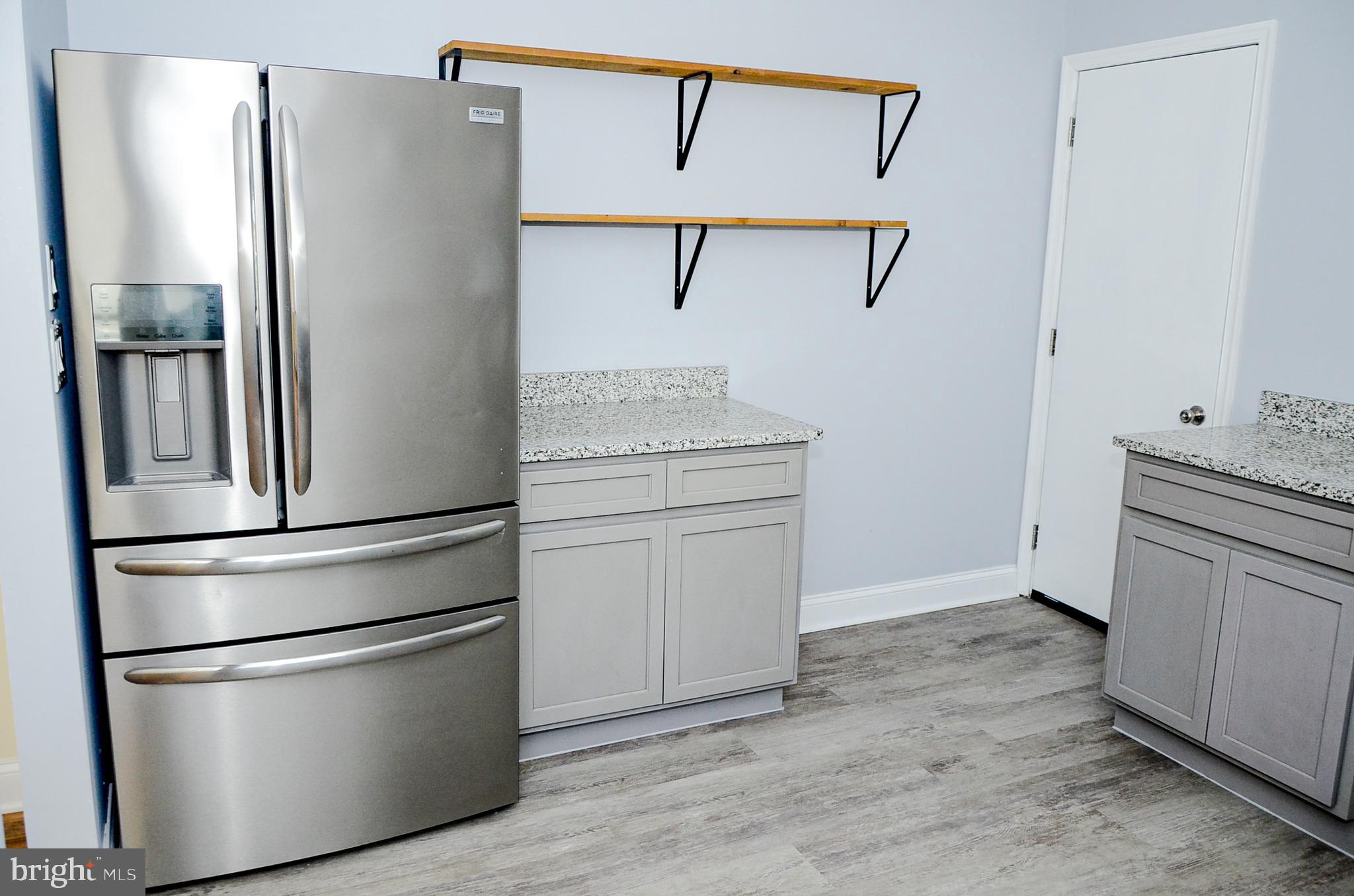 SANDTOWN-WINCHESTER - Residential