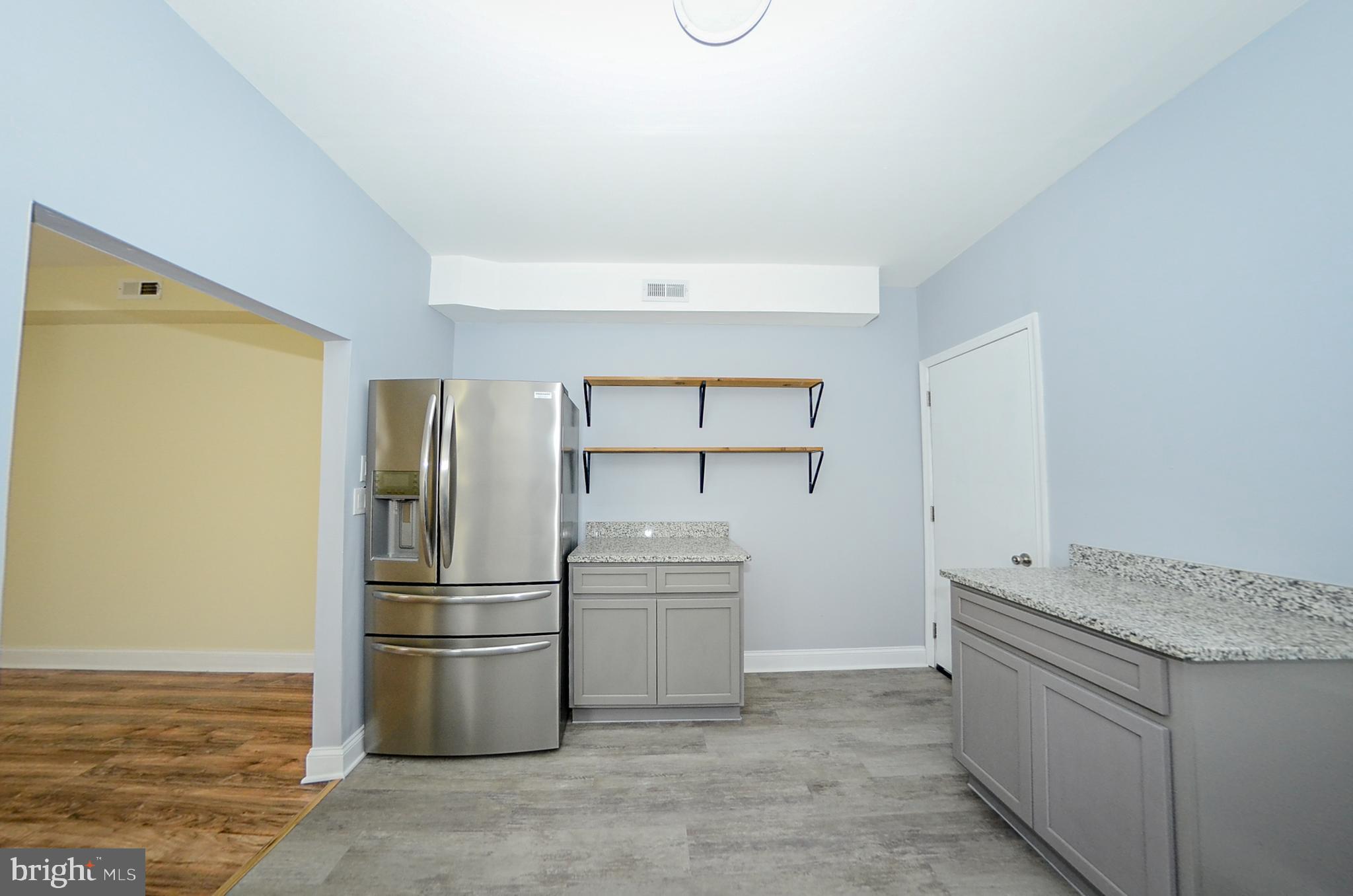 SANDTOWN-WINCHESTER - Residential