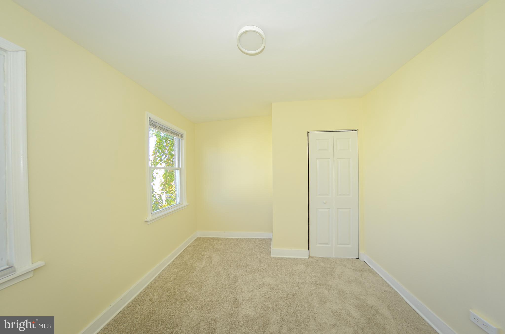 SANDTOWN-WINCHESTER - Residential