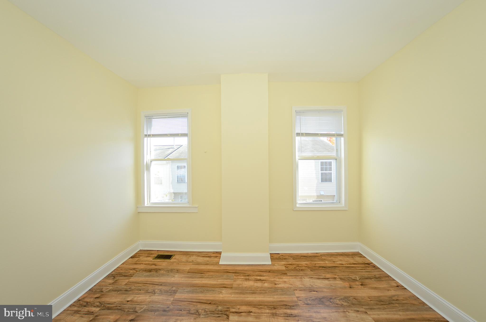 SANDTOWN-WINCHESTER - Residential