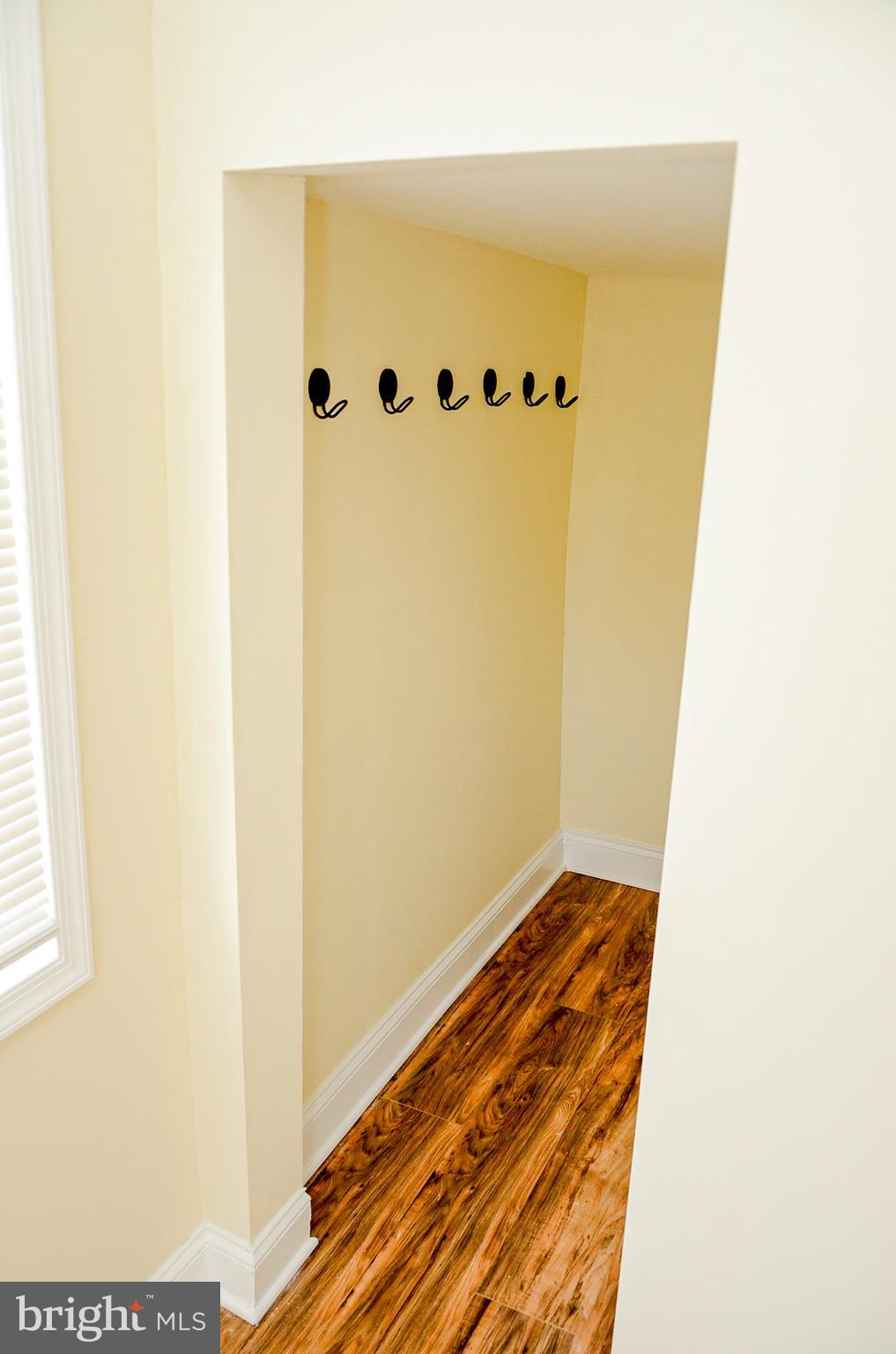 SANDTOWN-WINCHESTER - Residential