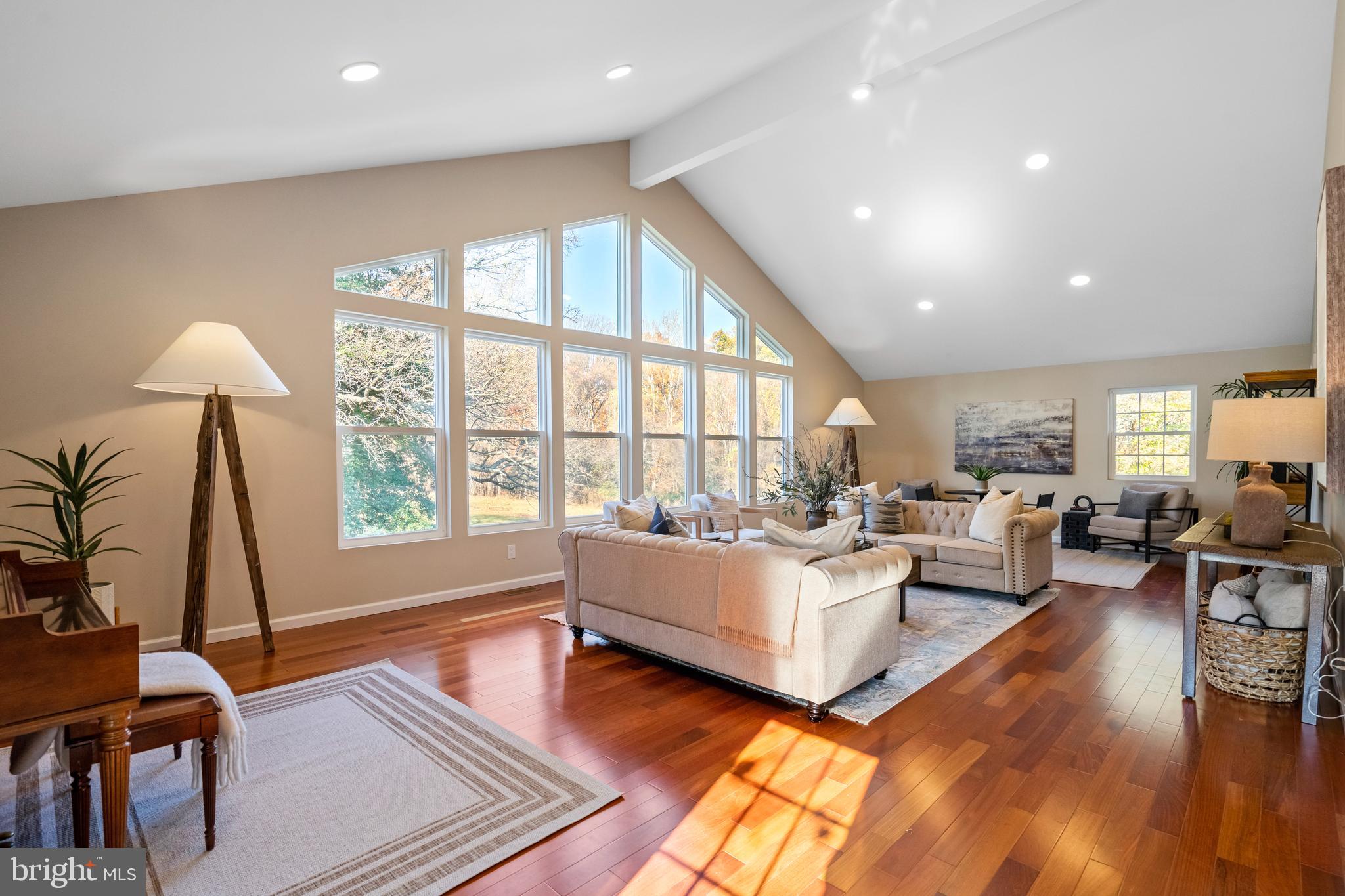 HICKORY CREEK - Residential