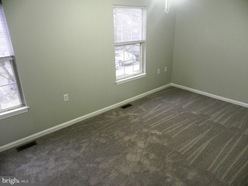 TANGLEWOOD TOWNHOMES SUB - Residential Lease