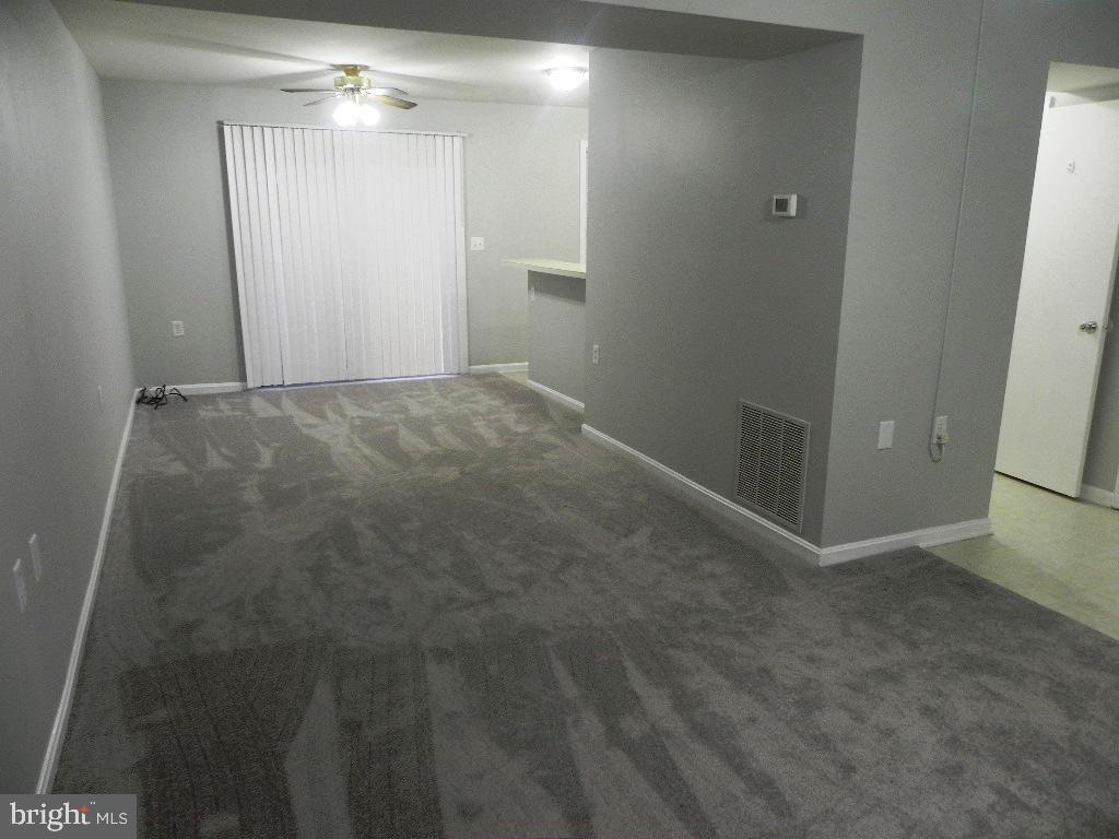 TANGLEWOOD TOWNHOMES SUB - Residential Lease