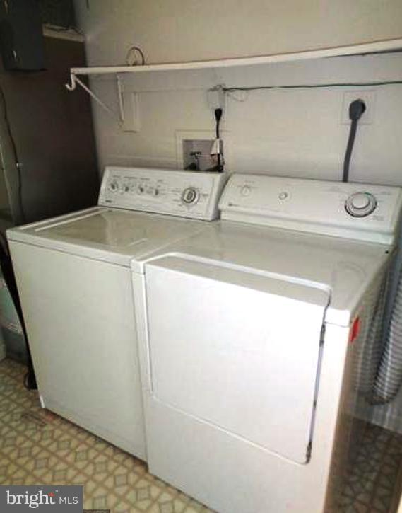 TANGLEWOOD TOWNHOMES SUB - Residential Lease