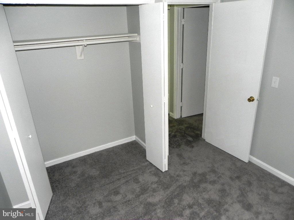 TANGLEWOOD TOWNHOMES SUB - Residential Lease