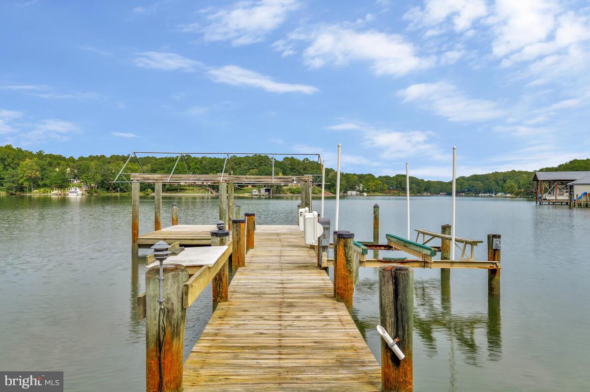 DRUM POINT - Residential