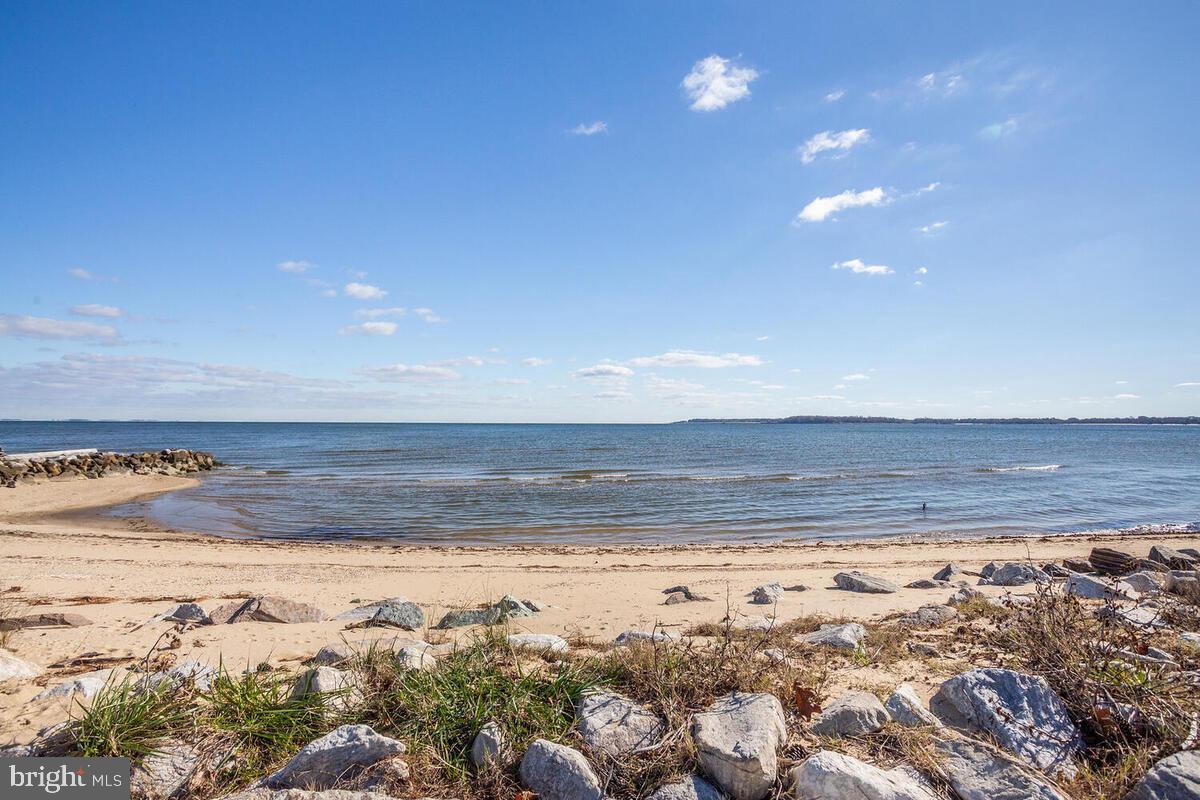 DRUM POINT - Residential