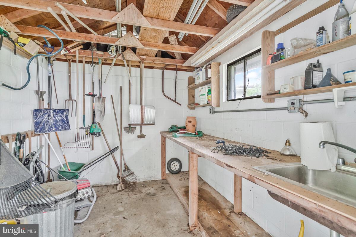 DRUM POINT - Residential