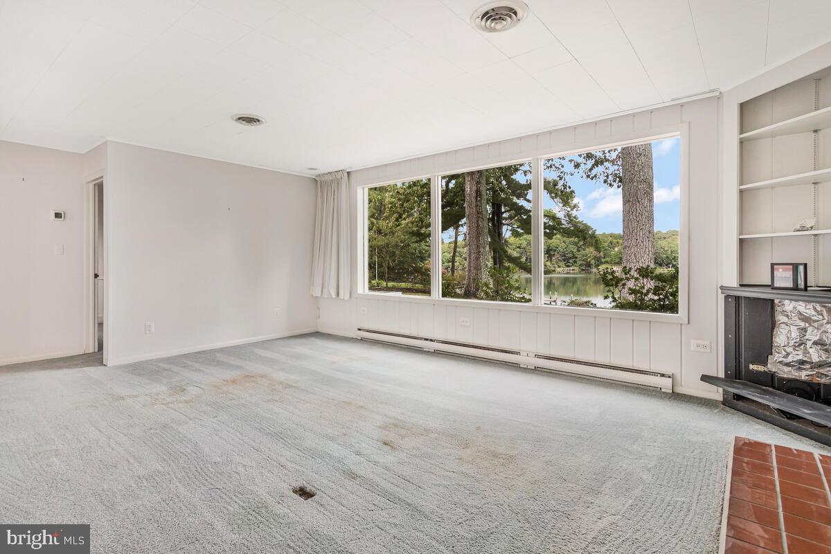 DRUM POINT - Residential