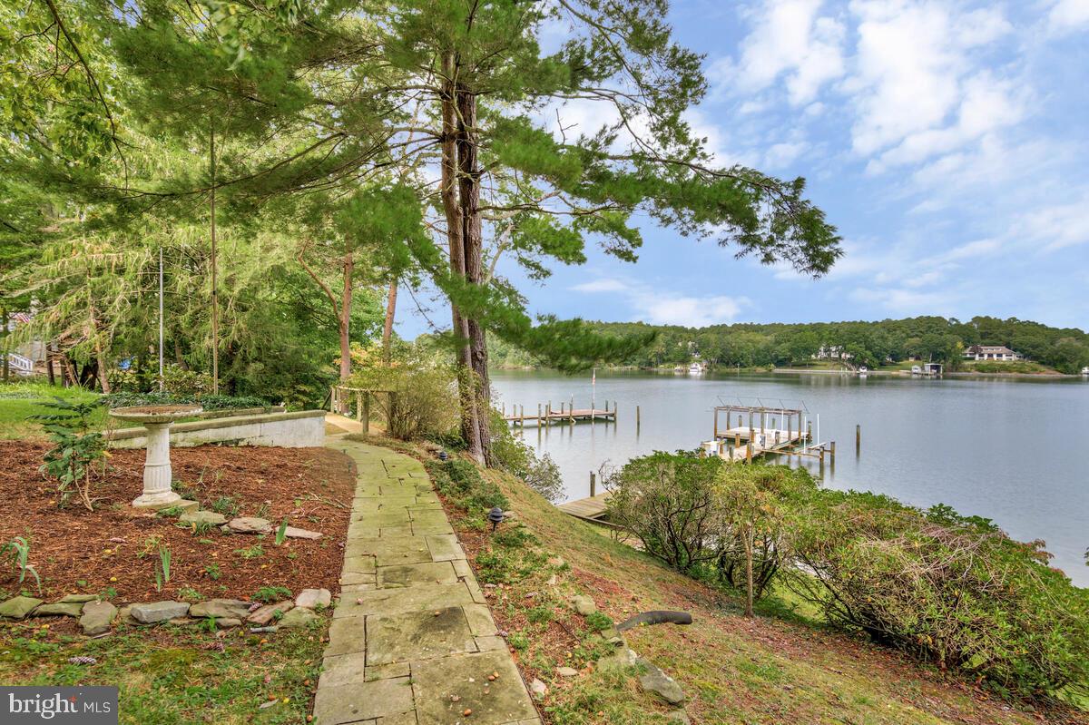 DRUM POINT - Residential