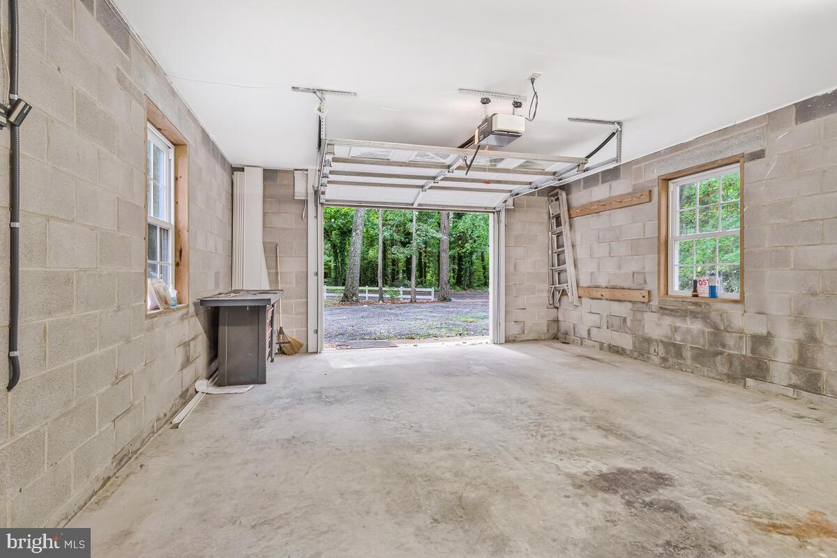 DRUM POINT - Residential