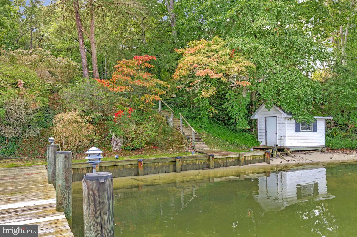 DRUM POINT - Residential