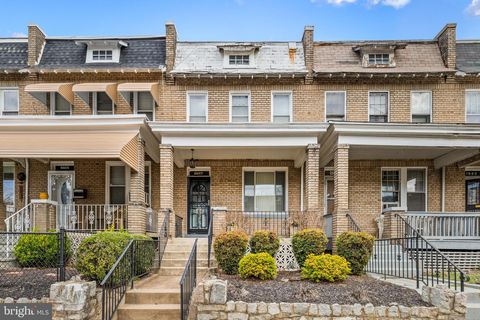 1734 A STREET SE WASHINGTON DC 20003