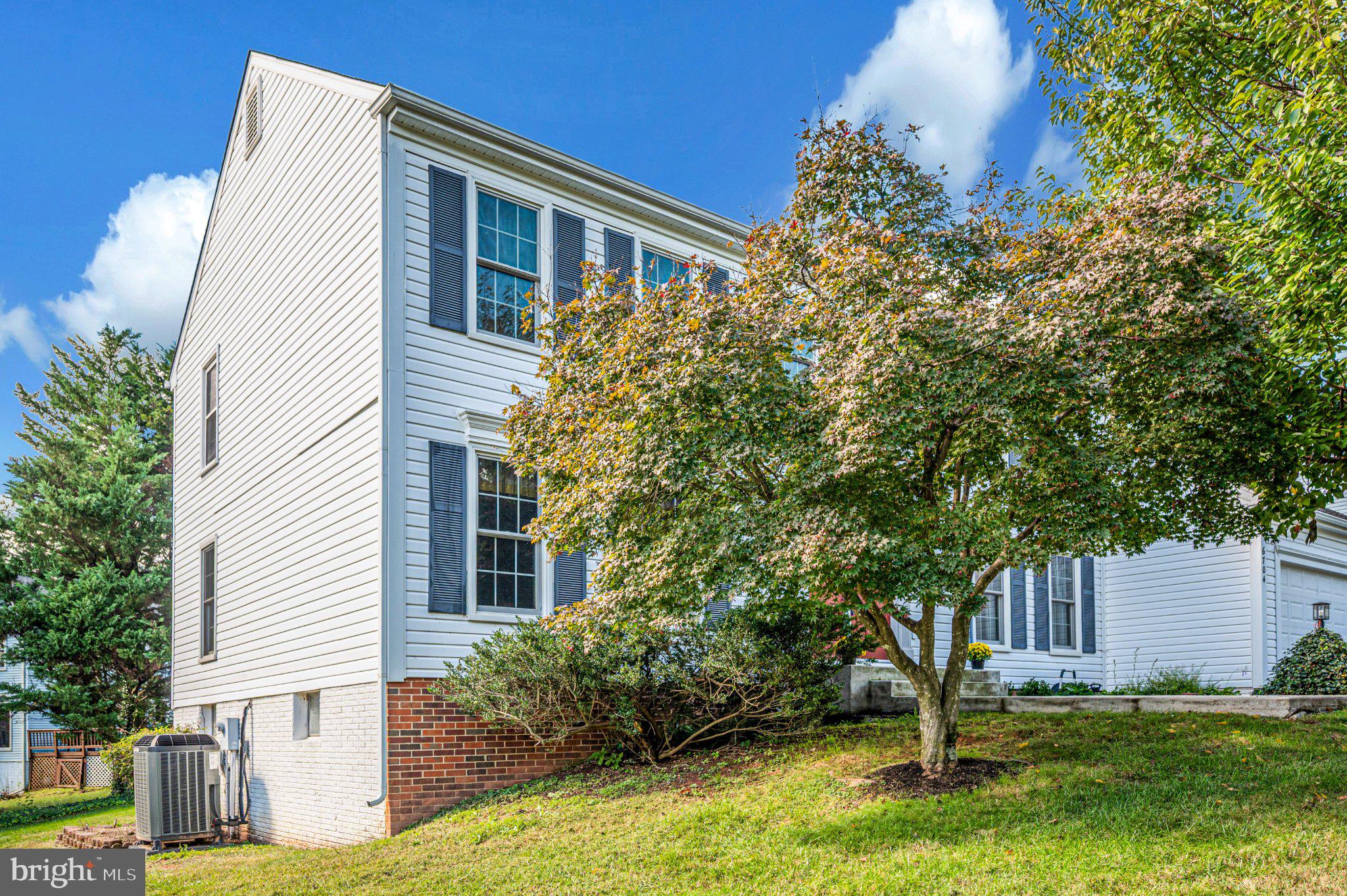 6704 WILLCHER COURT