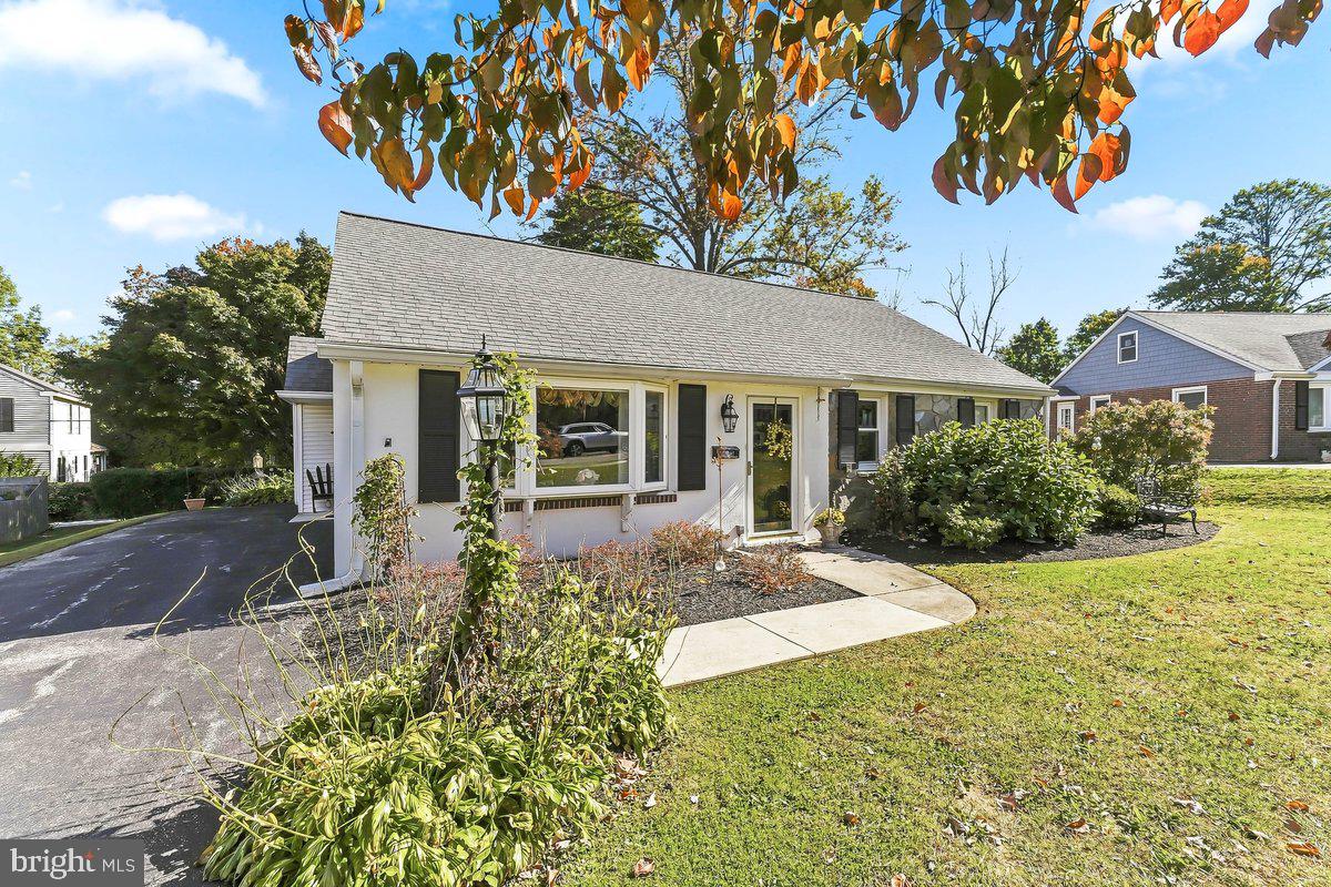 9 LONGWOOD DRIVE