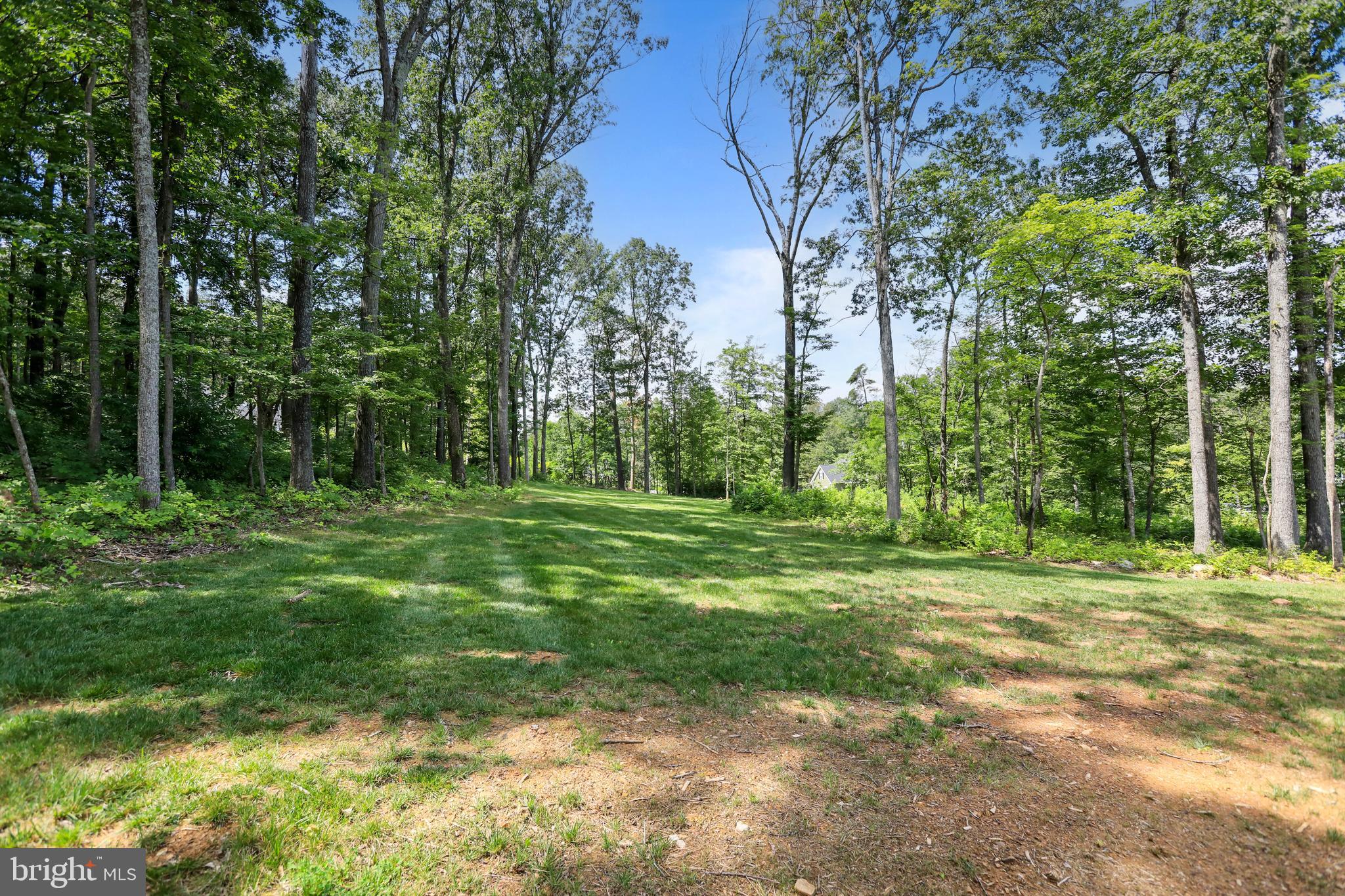 ROYAL OAKS - Residential