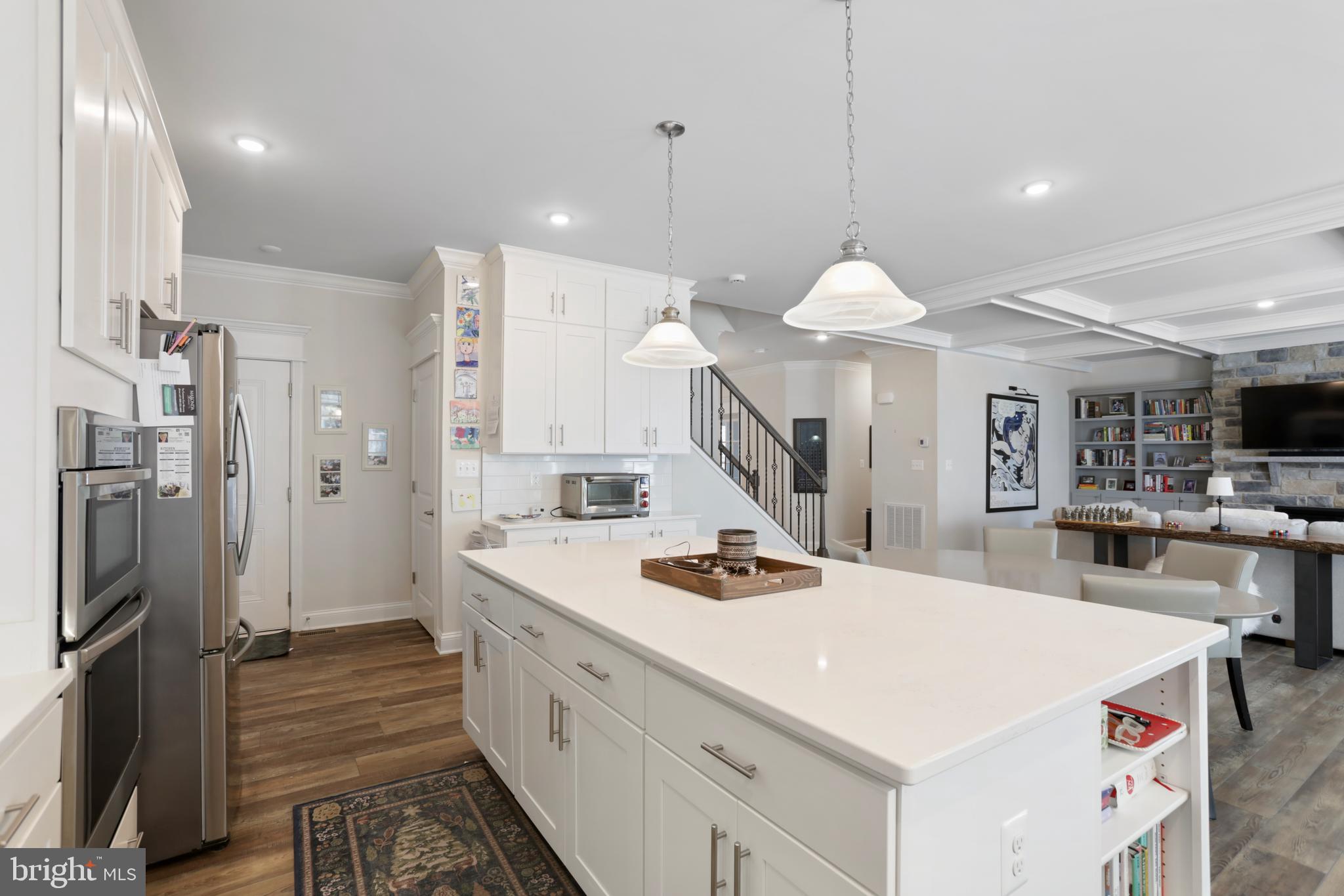 ROYAL OAKS - Residential