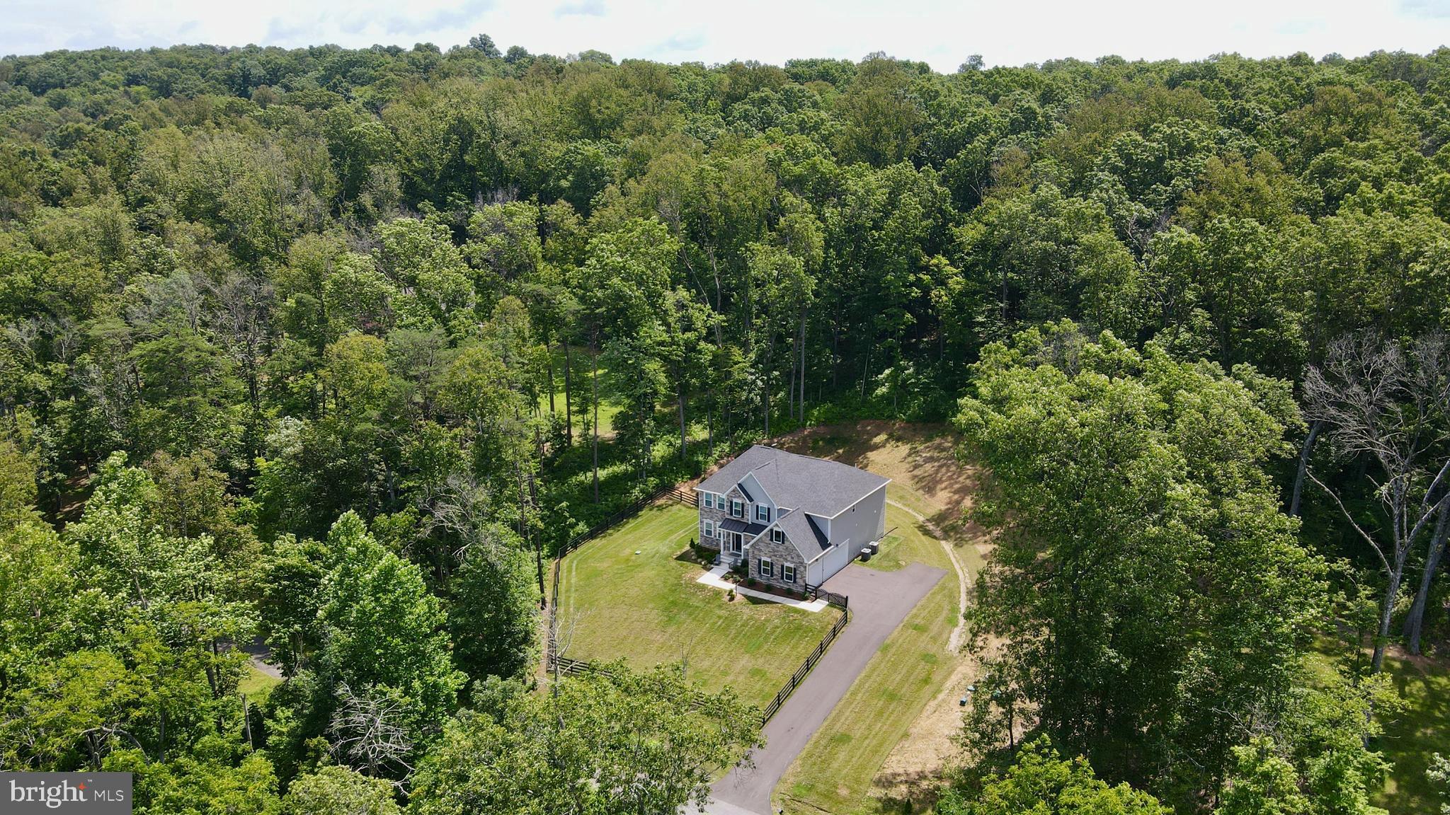 ROYAL OAKS - Residential