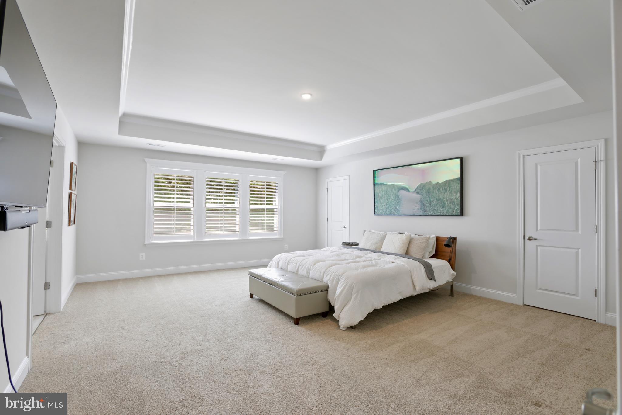 ROYAL OAKS - Residential