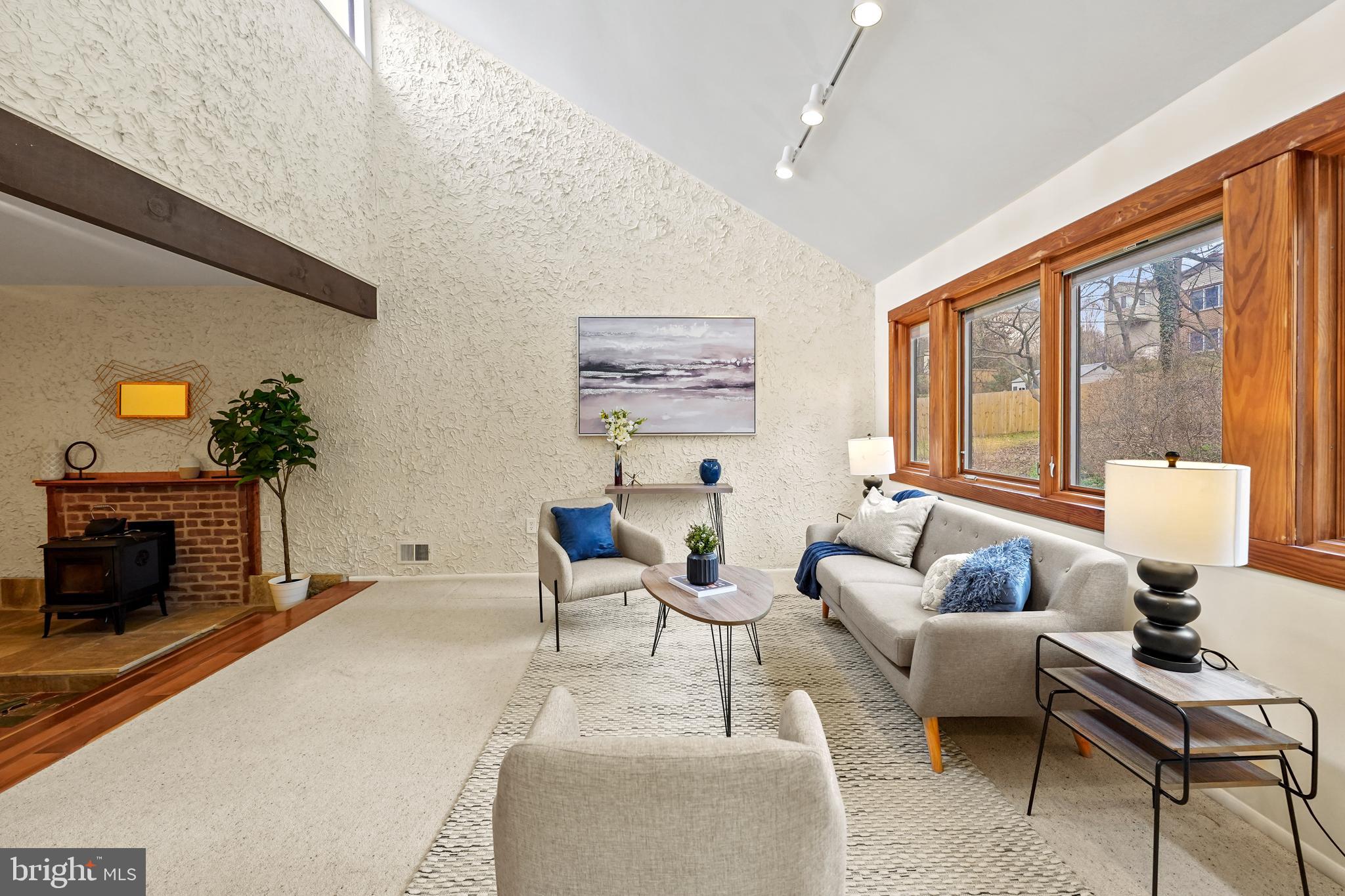 STONEGATE - Residential