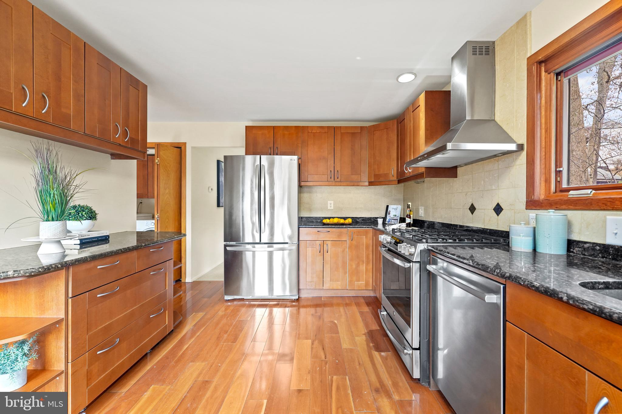 STONEGATE - Residential