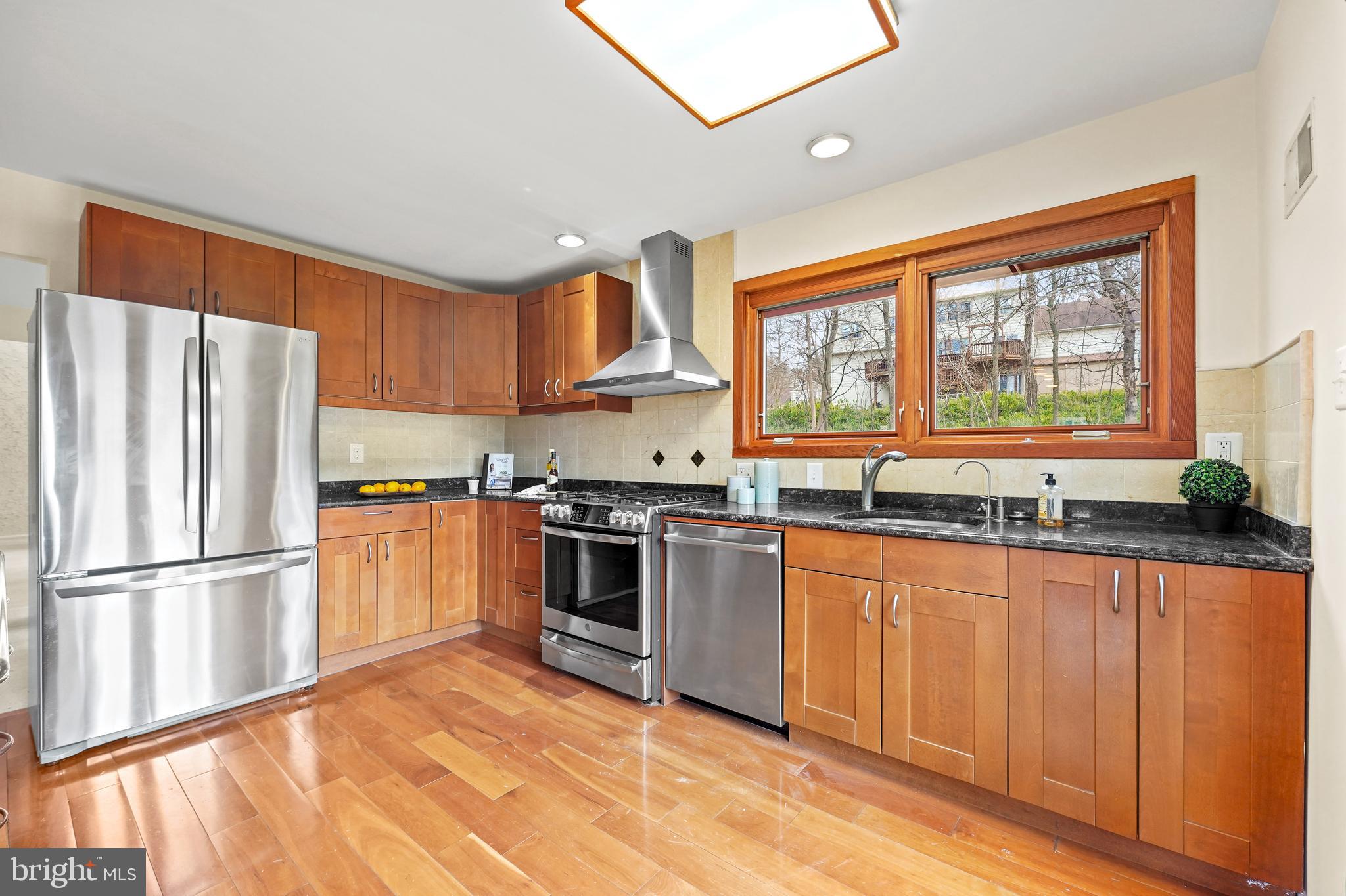 STONEGATE - Residential