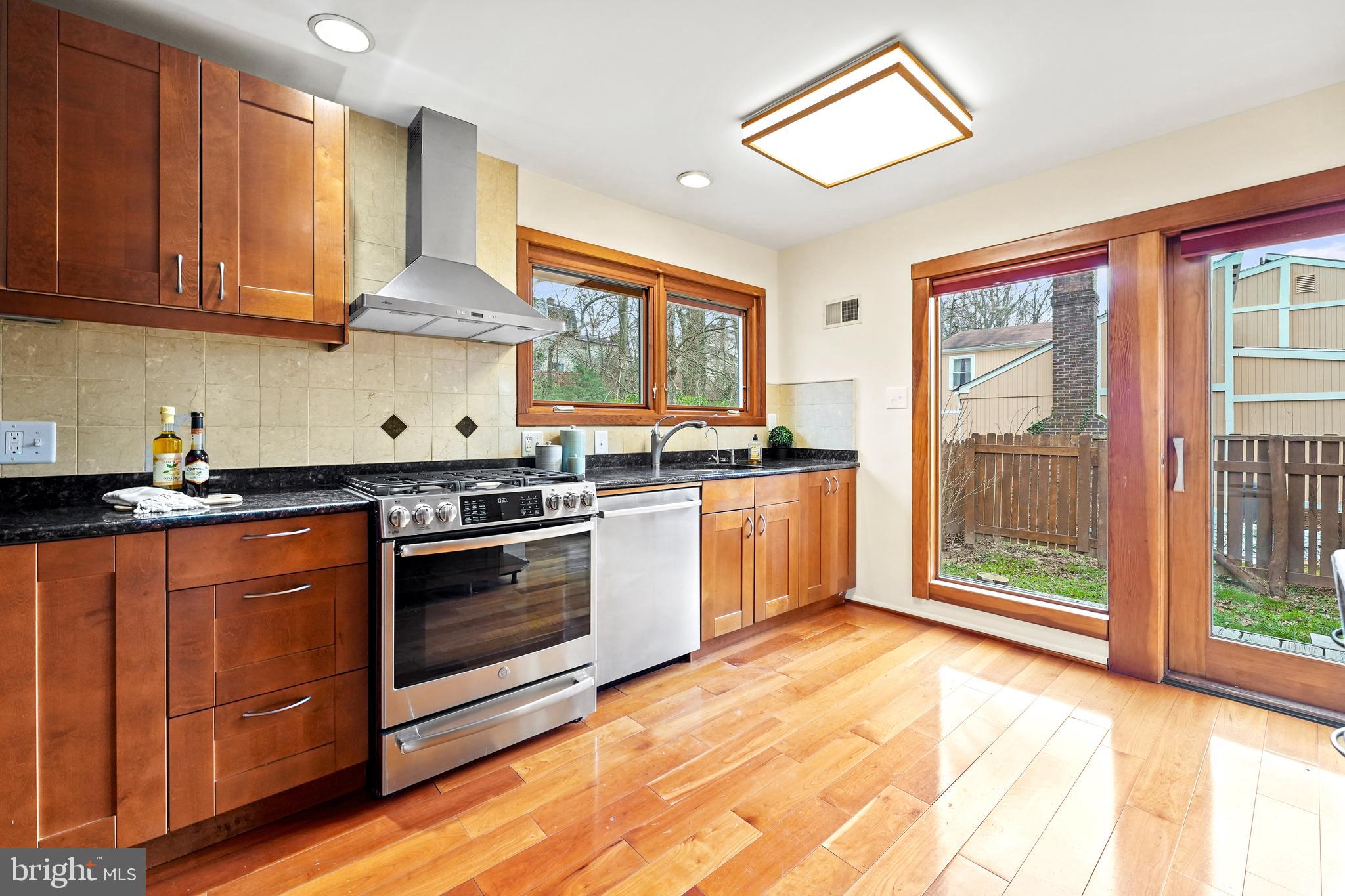 STONEGATE - Residential