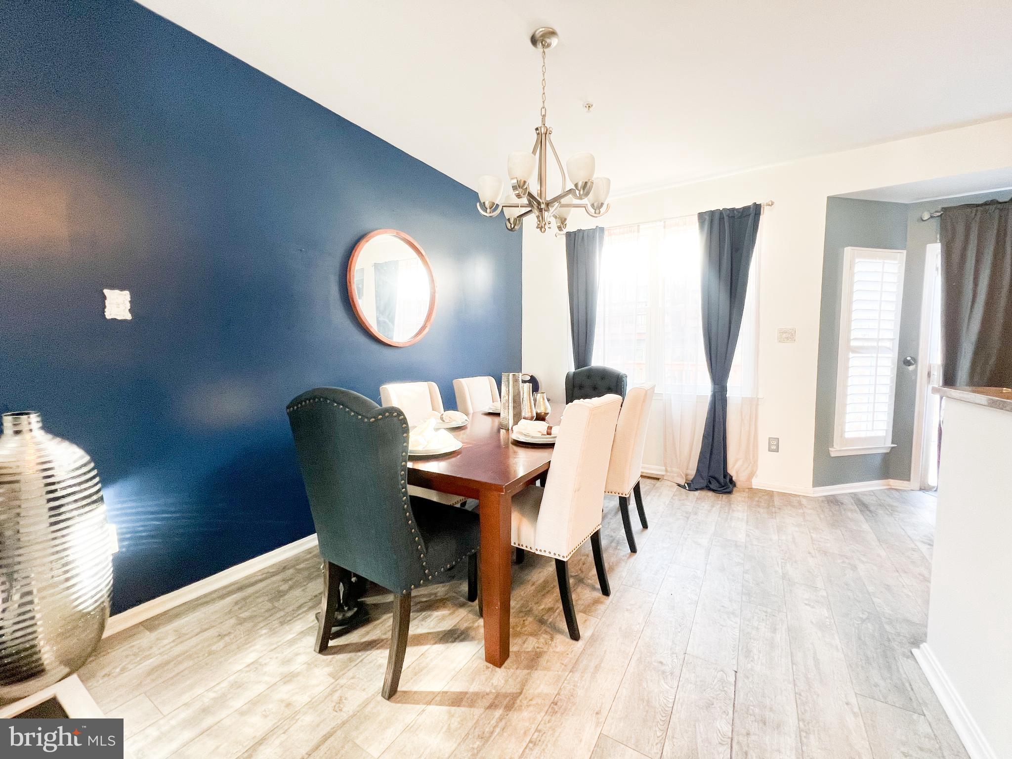 RUSSETT GREEN - Residential