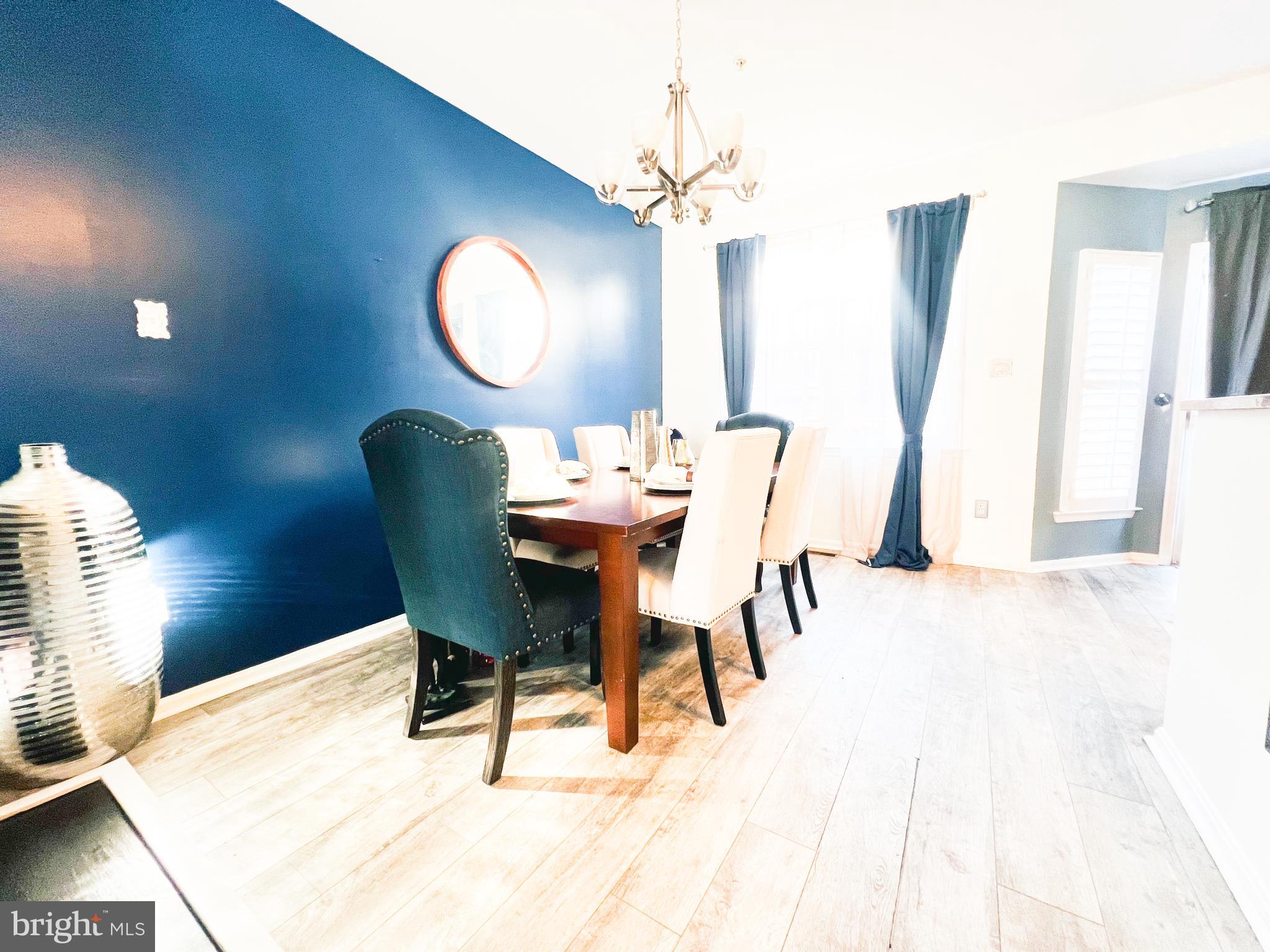 RUSSETT GREEN - Residential