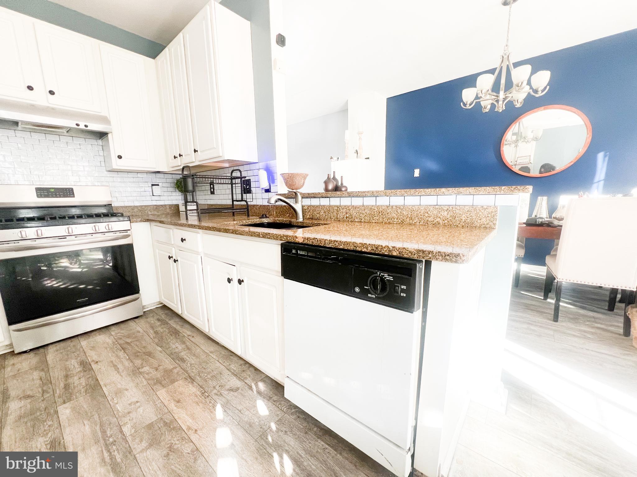 RUSSETT GREEN - Residential