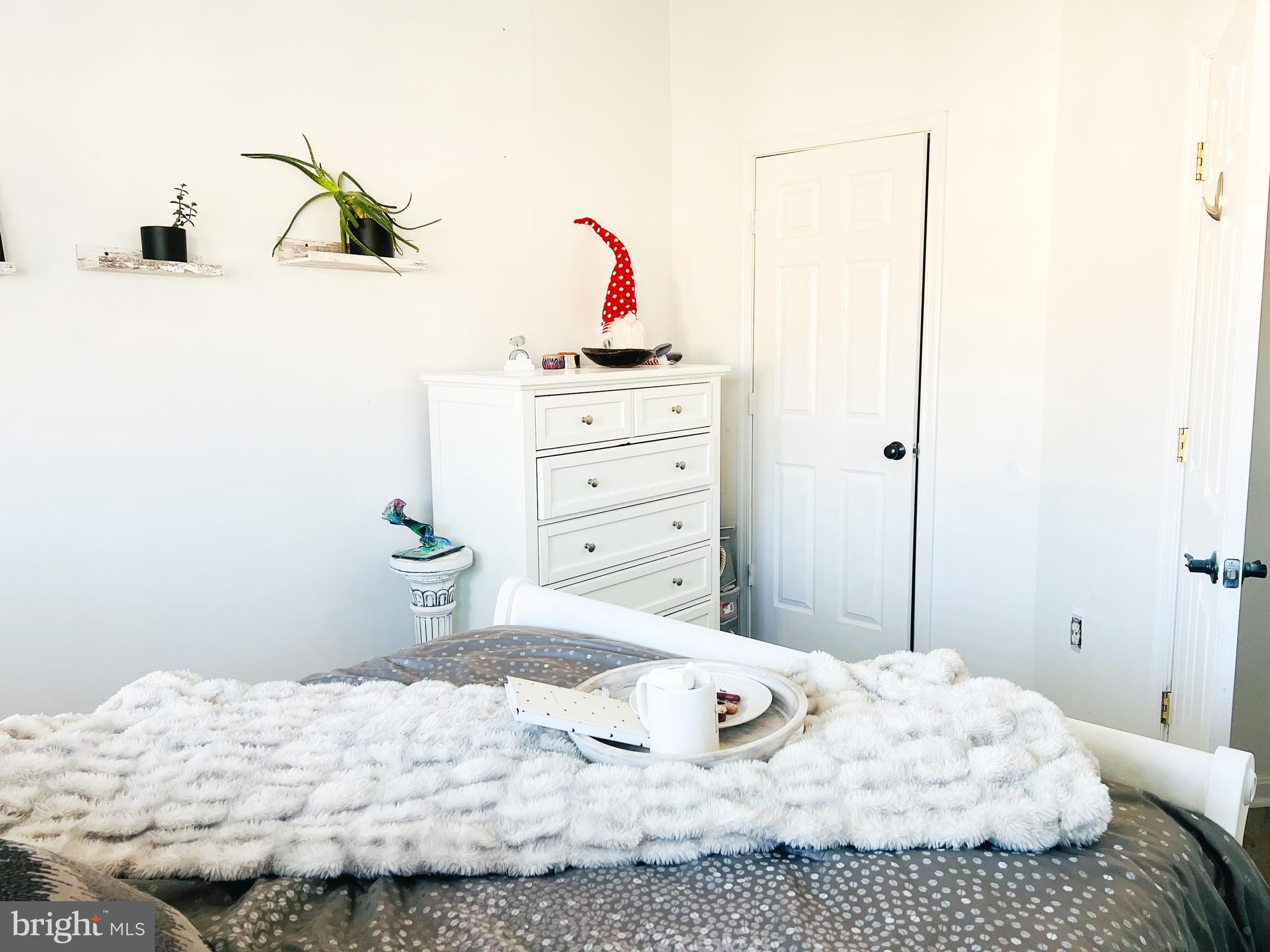 RUSSETT GREEN - Residential