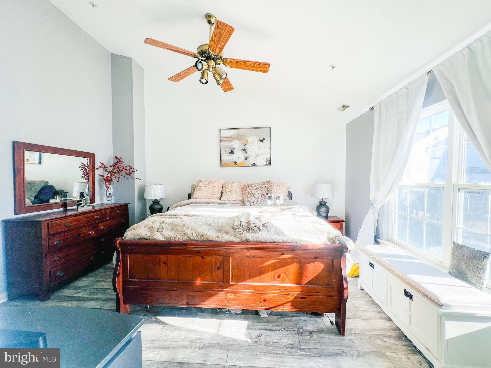 RUSSETT GREEN - Residential