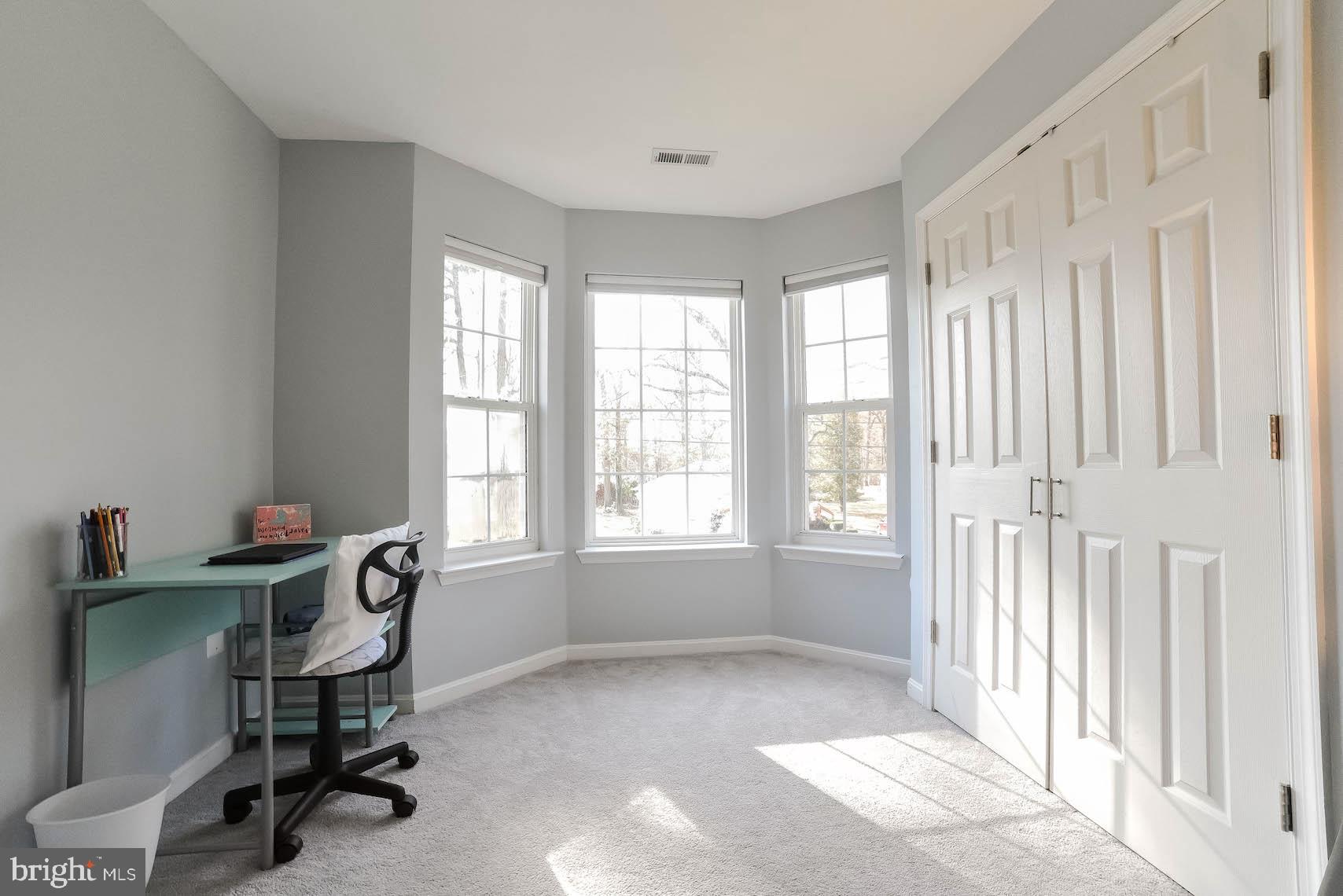 COBB ISLAND - Residential