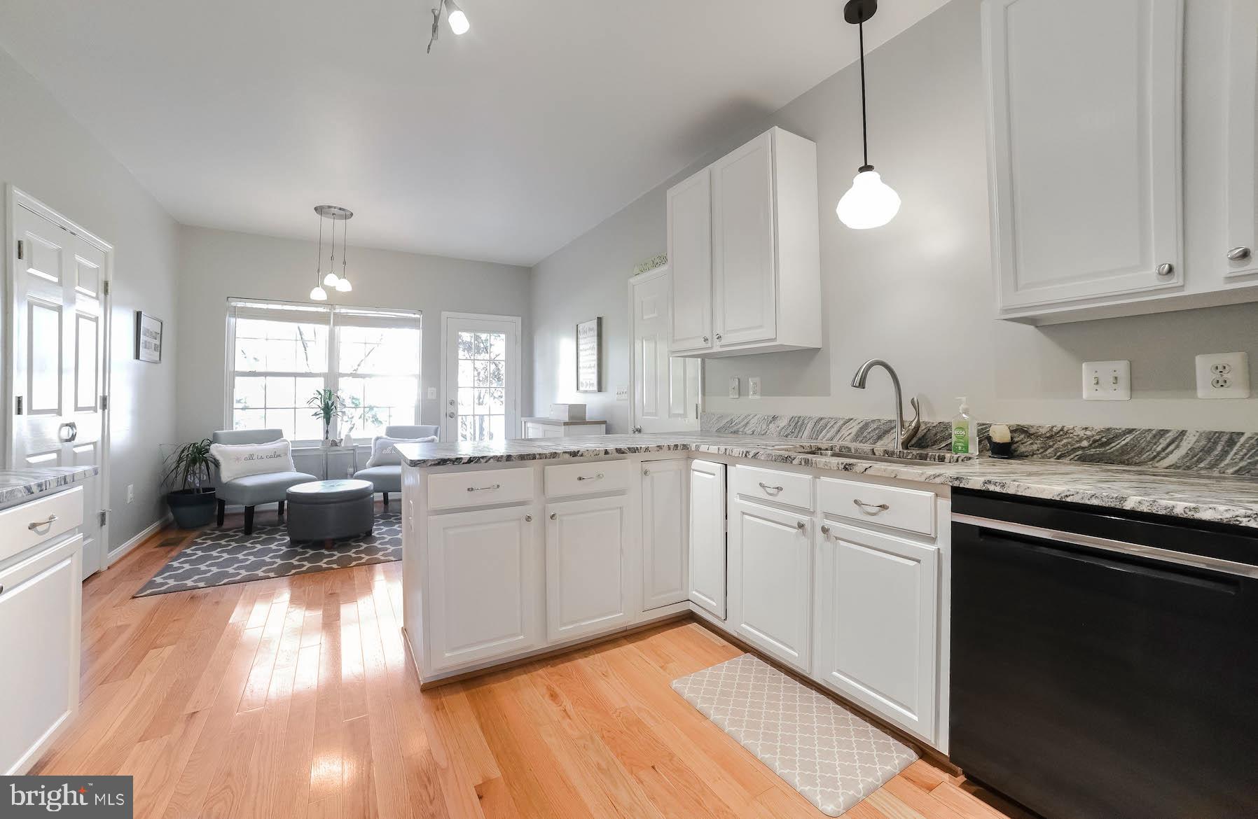 COBB ISLAND - Residential