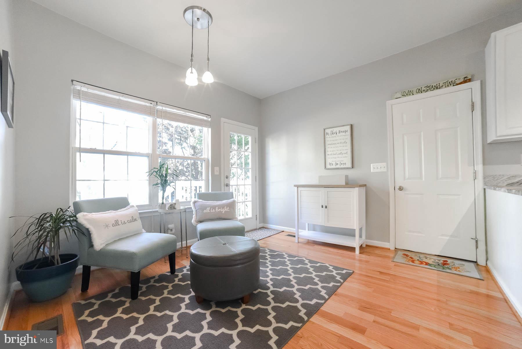 COBB ISLAND - Residential