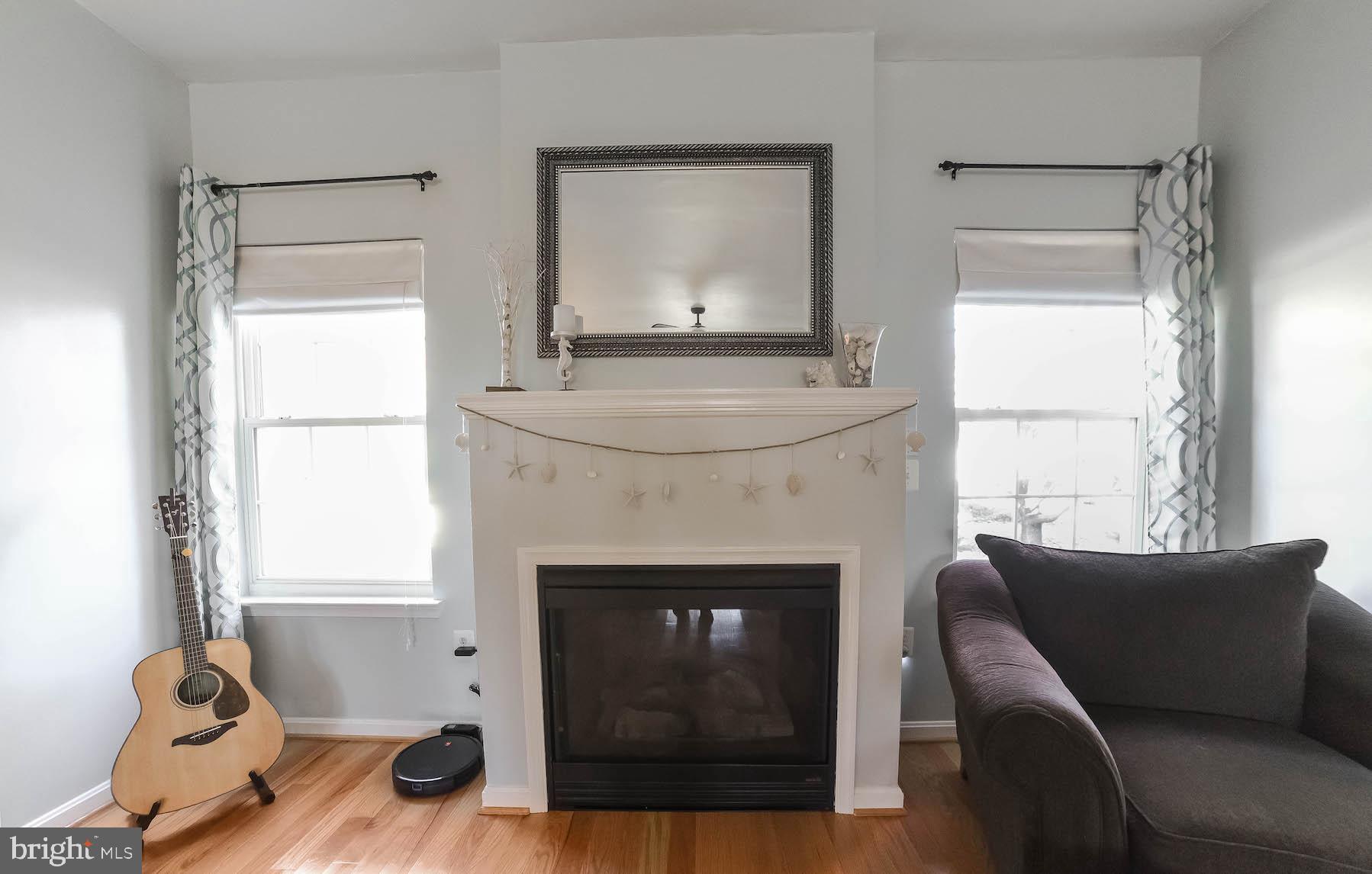 COBB ISLAND - Residential