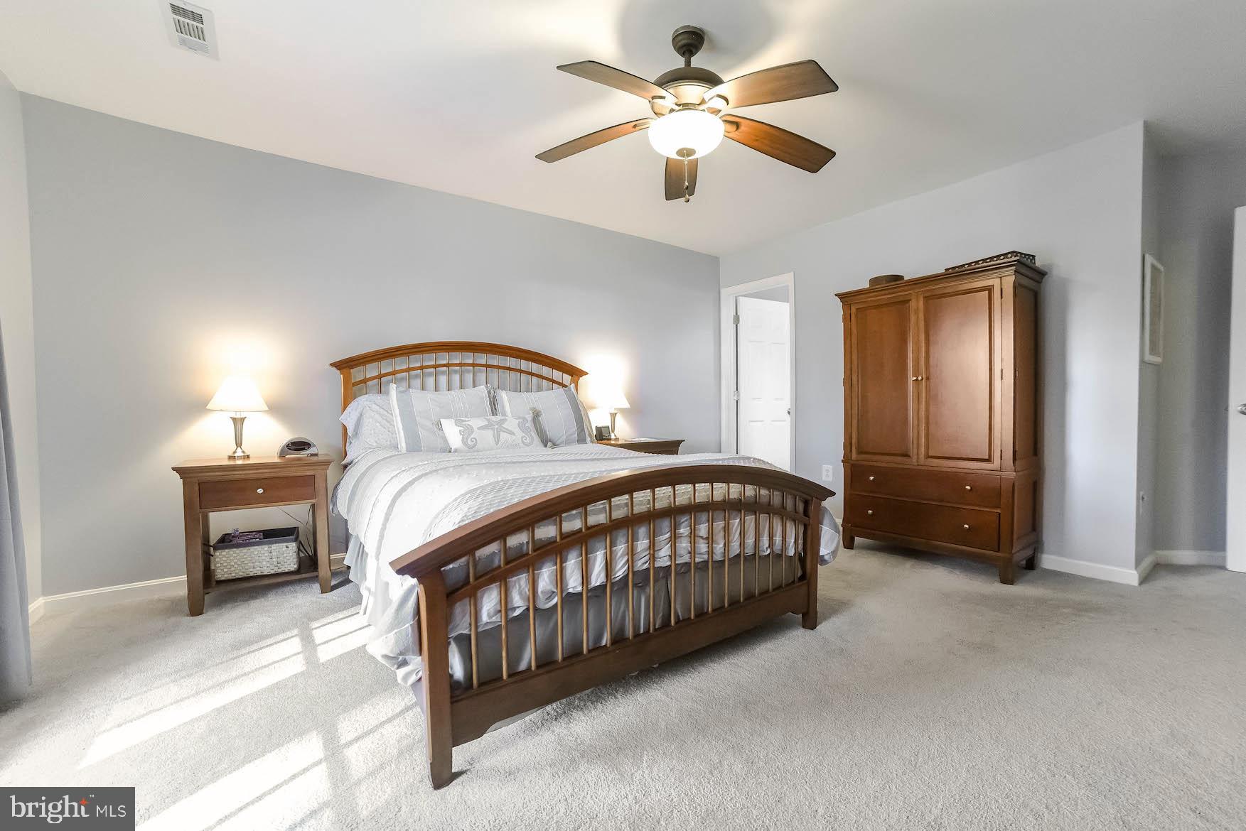 COBB ISLAND - Residential