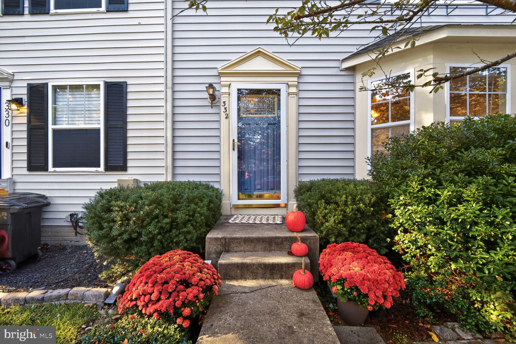 CAPETOWNE - Residential