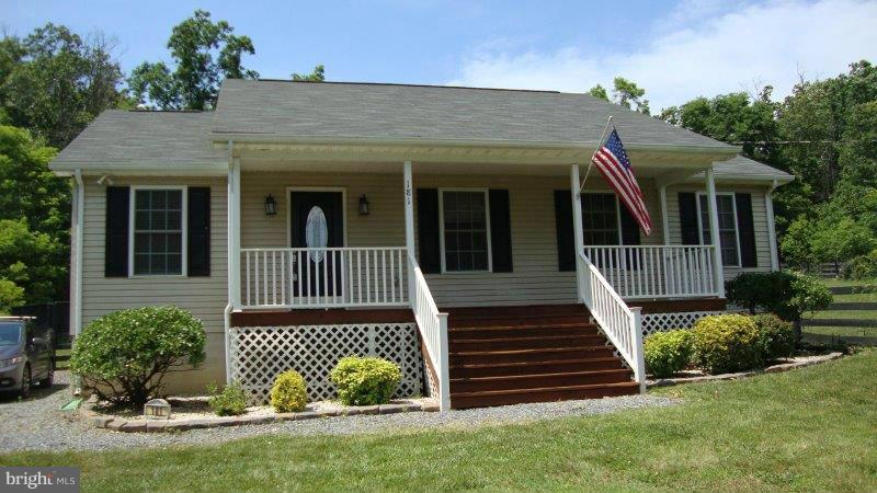 RIVERVIEW ESTATES - Residential Lease