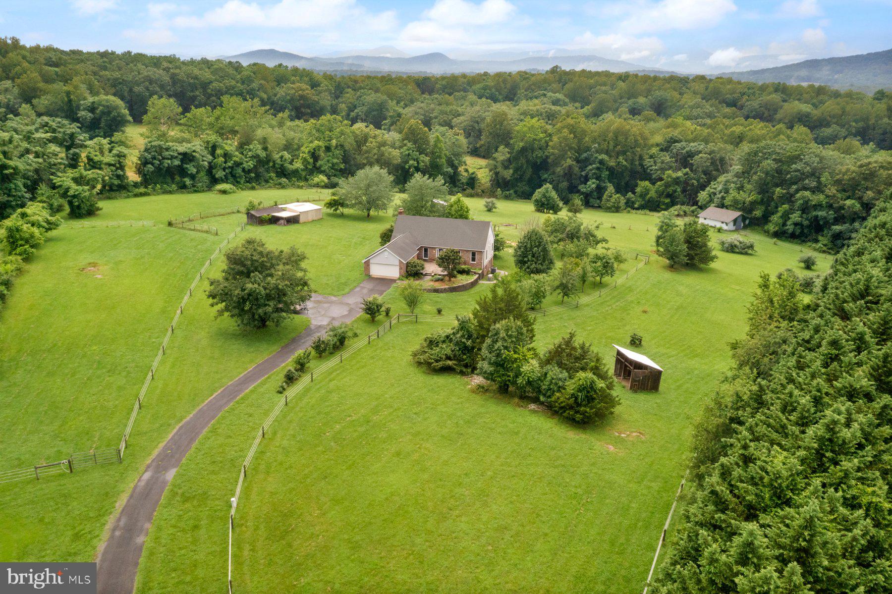 13001 COUNTRY VIEW LANE