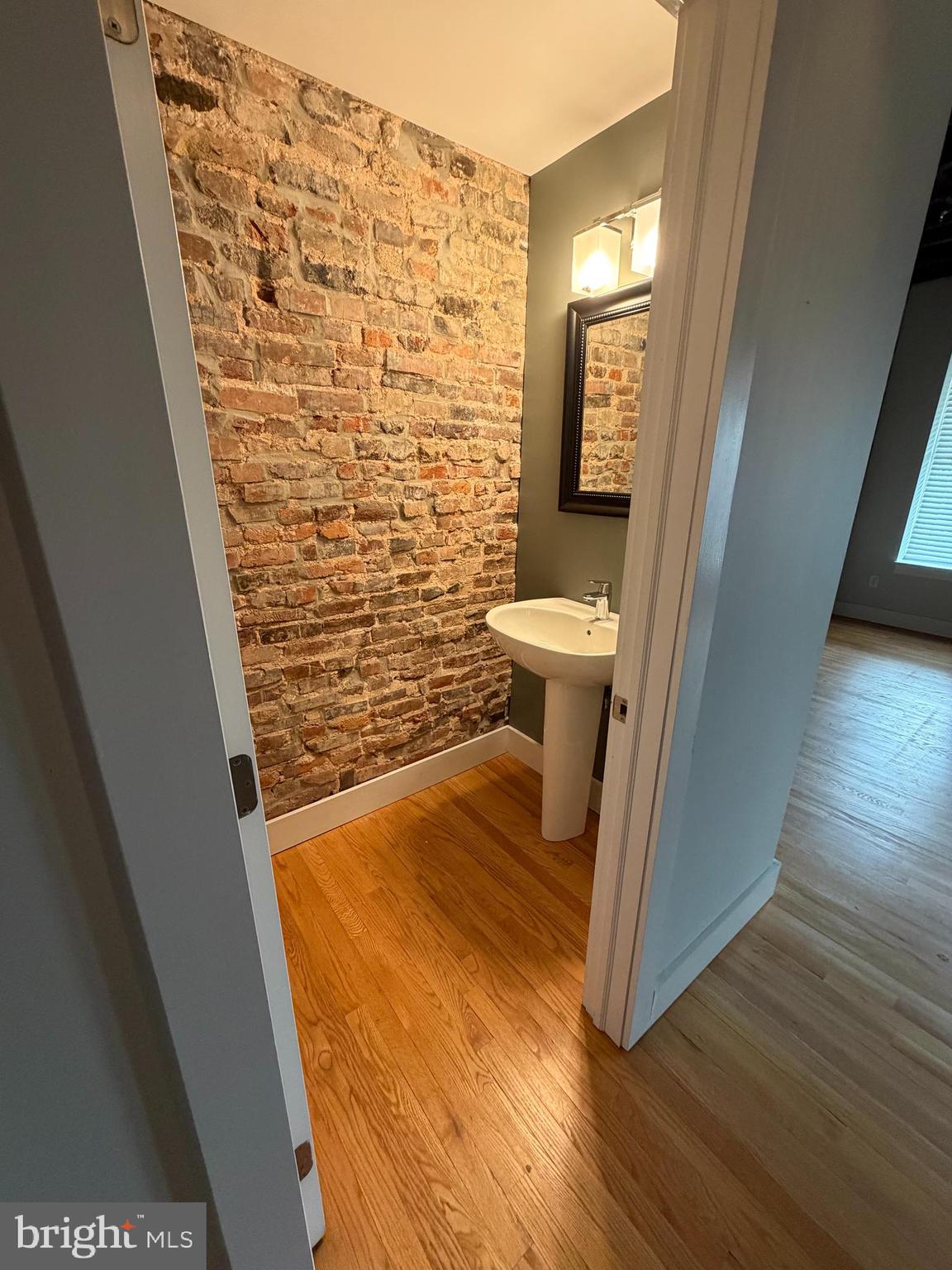 WESTPORT - Residential