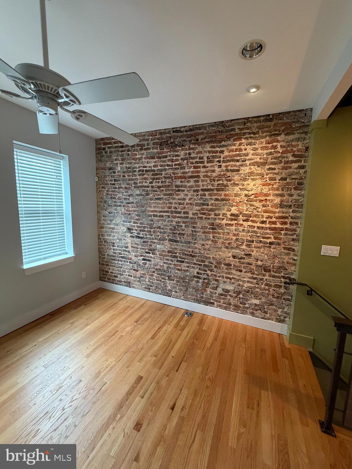 WESTPORT - Residential