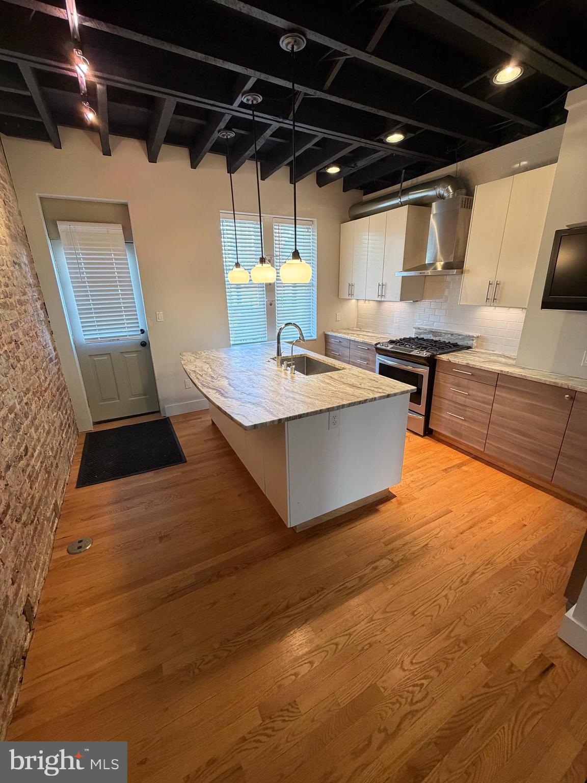 WESTPORT - Residential