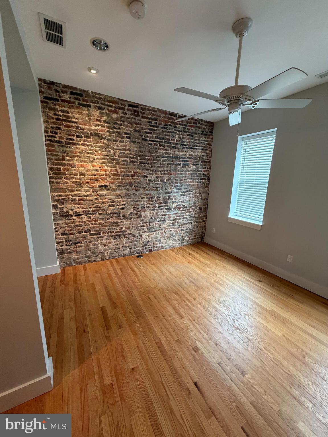 WESTPORT - Residential