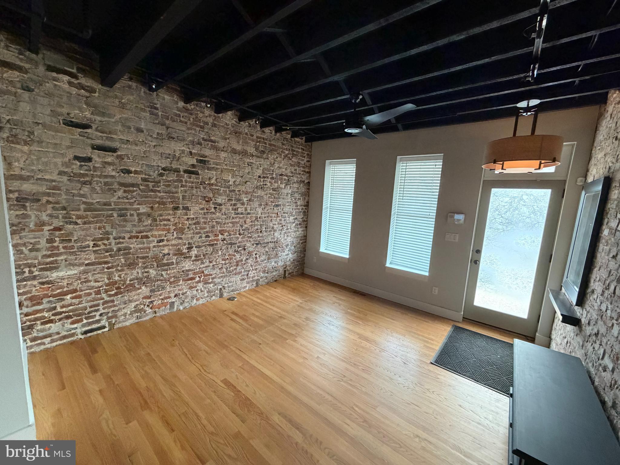 WESTPORT - Residential