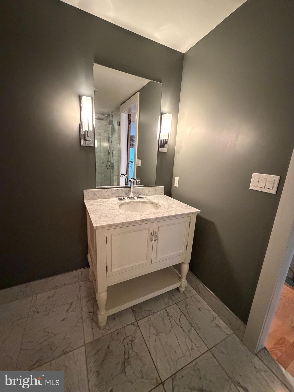 WESTPORT - Residential