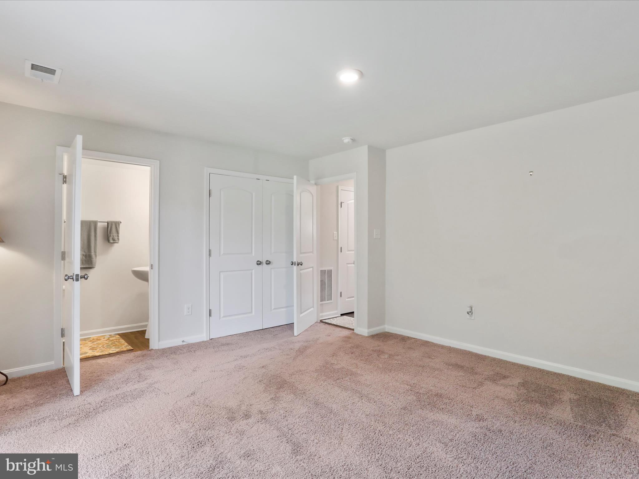 BERKELEY RIDGE - Residential