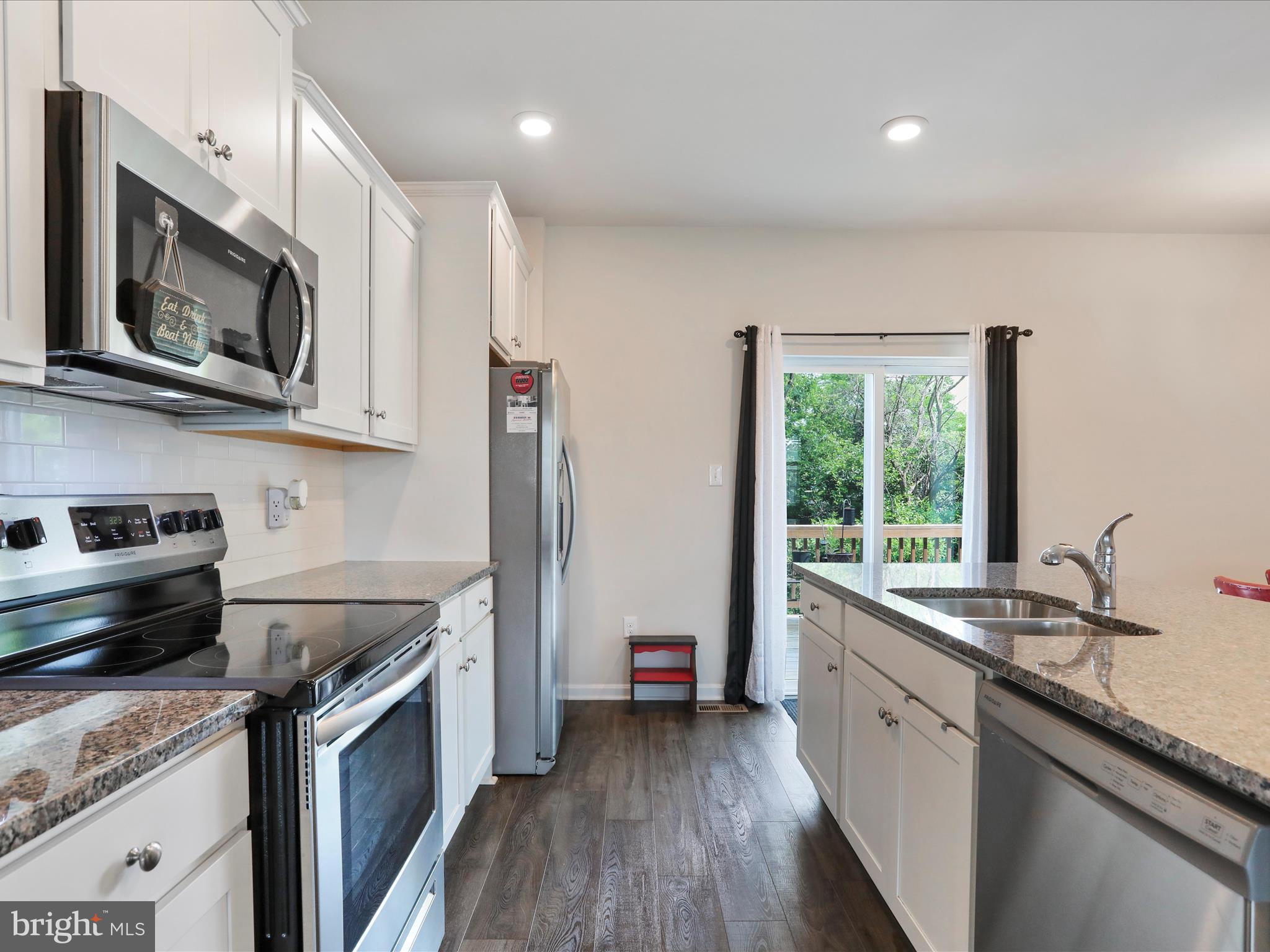 BERKELEY RIDGE - Residential